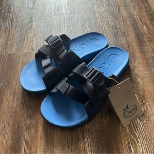 NWT! Chaco Kid’s Chillos Active Blue Sandals! Size 4